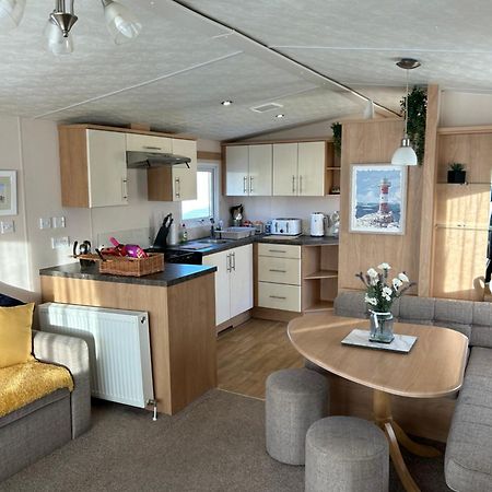 Phoenix Caravan Hire, Trecco Bay Porthcawl Exteriér fotografie