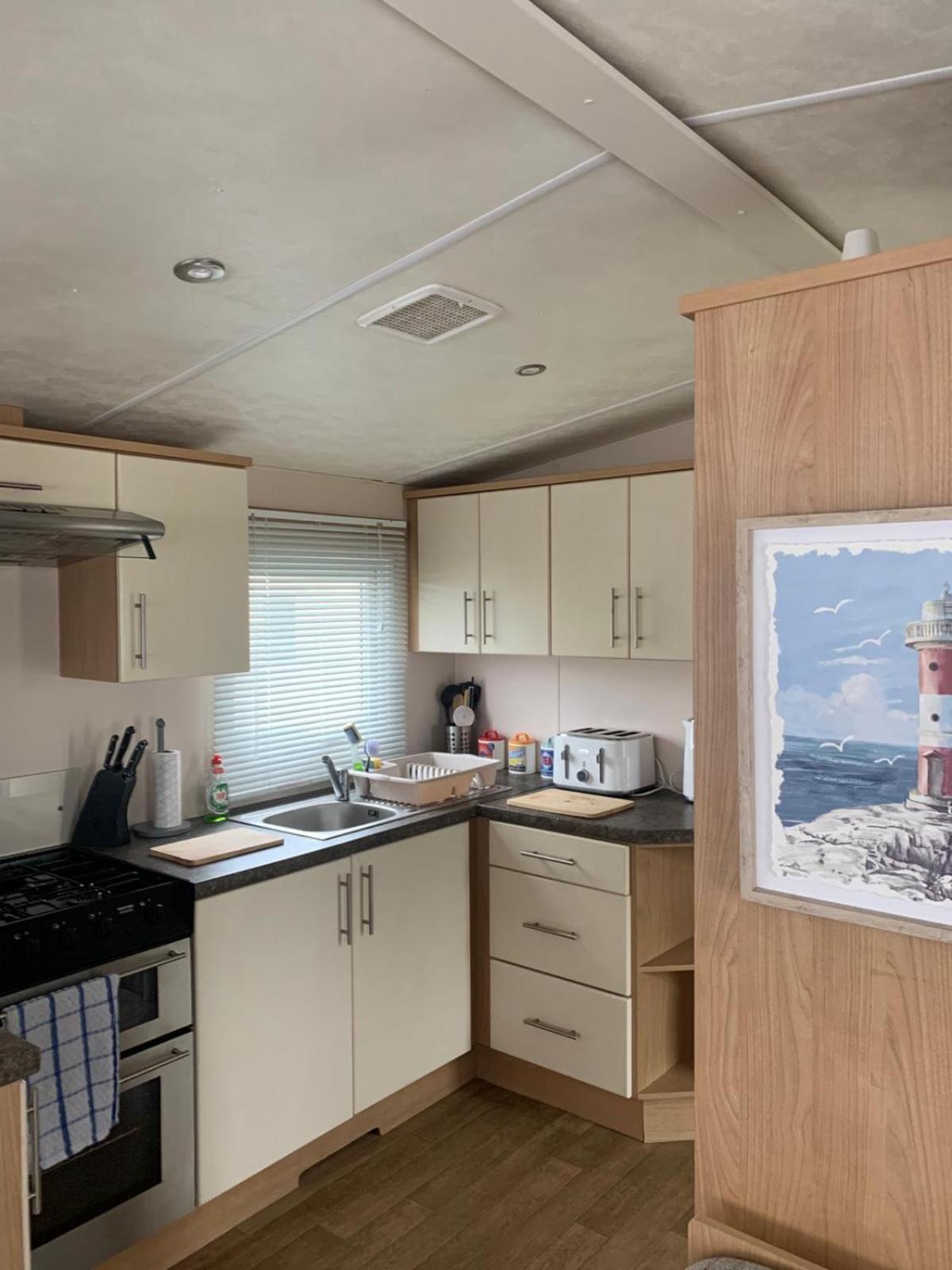 Phoenix Caravan Hire, Trecco Bay Porthcawl Exteriér fotografie